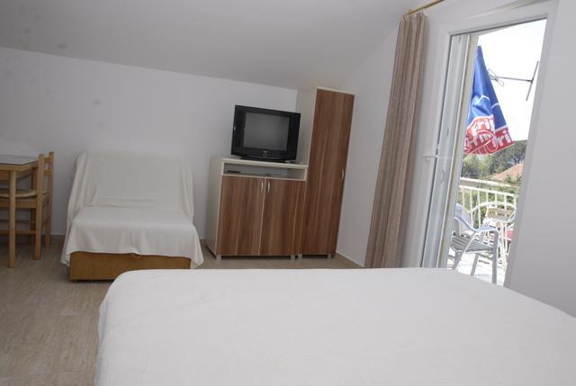 Apartments Dosljak Tivat Bagian luar foto