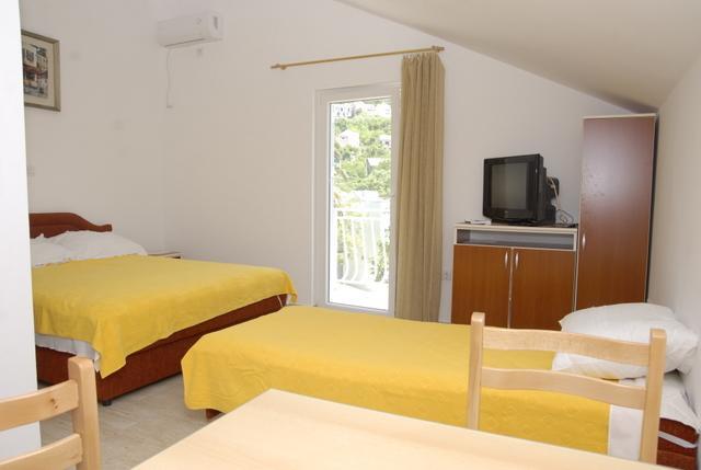Apartments Dosljak Tivat Bagian luar foto